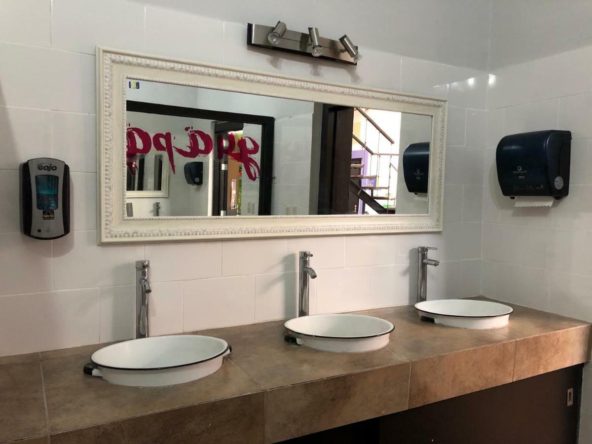 Hostal El Armario León Eksteriør bilde